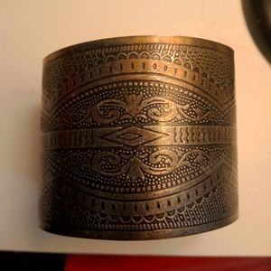 Vintage Indian arm cuff/bracelet